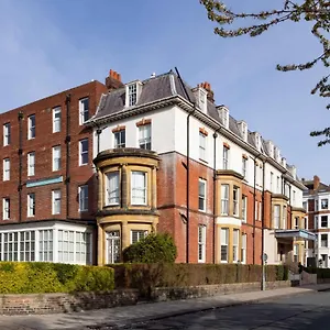The Caledonian New Southlands *** Scarborough